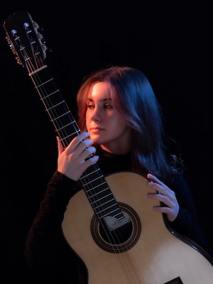 Paloma L Chaprnka