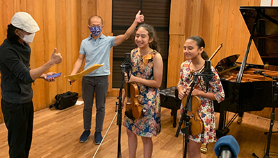 A Honolulu Sister Duo, a Teenage Harpist & A World Premiere / Show 394